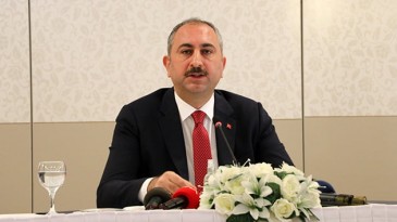 Bakan Gül: ‘Yeni adli yıl, e-duruşmanın pilot olarak uygulanıp yaygınlaştırılacağı bir dönem olacak’