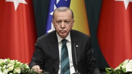 Erdoğan iki ülkeye yüklendi: Kimin eli kimin cebinde belli değil