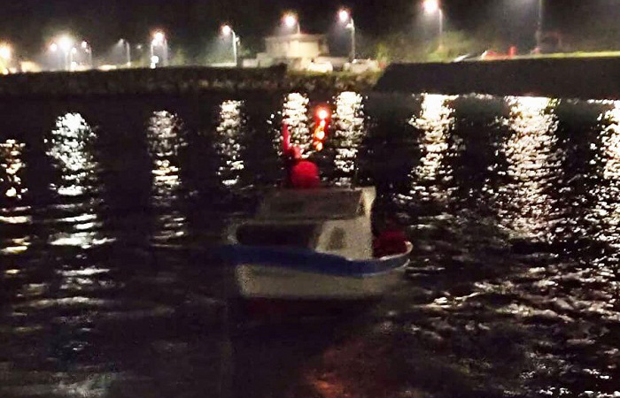 Beykoz’da sürüklenen teknedeki 4 kişi kurtarıldı