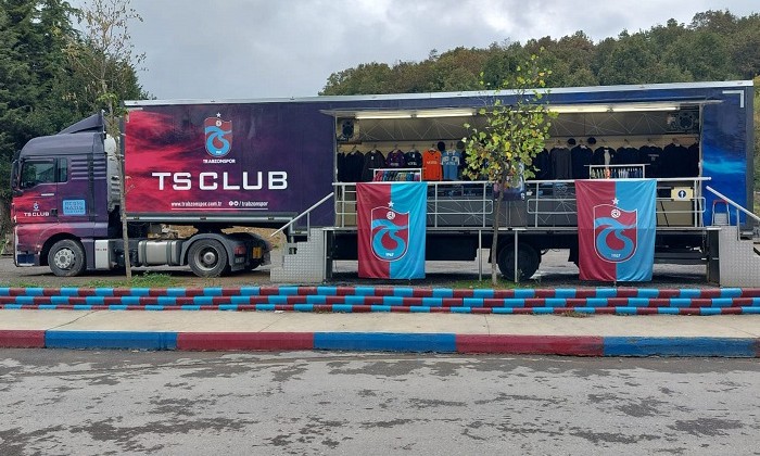 Trabzonspor’un mobil mağazası ilk kez Beykoz’da