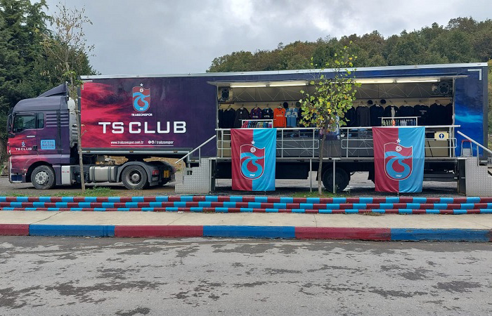 Trabzonspor’un mobil mağazası ilk kez Beykoz’da