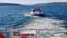 Beykoz’da Sürüklenen Teknedeki 2 Kişi Kurtarıldı