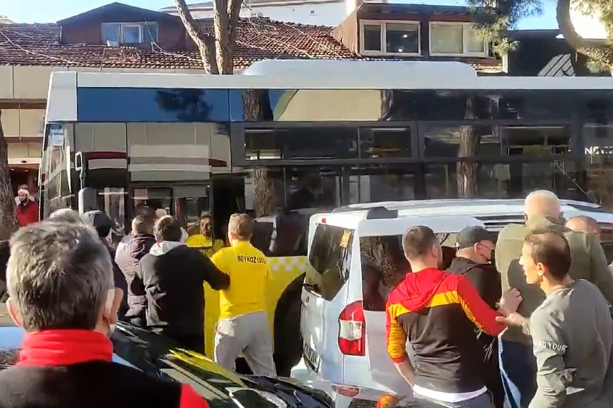 Beykoz’da yol verme kavgasında İETT şoförüne tehditler savurdu