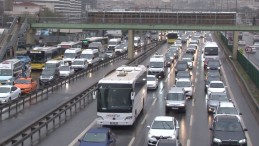 İstanbul’da trafik yoğunluğu yüzde 80’e ulaştı