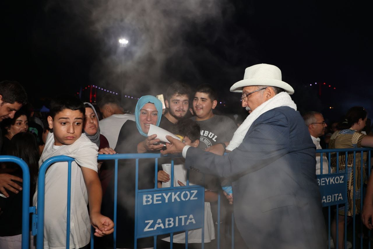 Tarihi Küçüksu Çayırı “Beykoz Mısır Festivali”yle Şenlendi!…