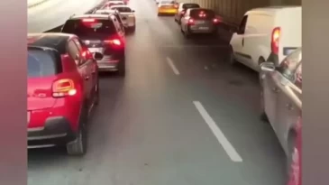 İstanbul’da ambulansa ‘fermuar sistemiyle’ yol verdiler