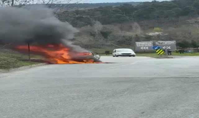 Beykoz’da otomobil alev alev yandı